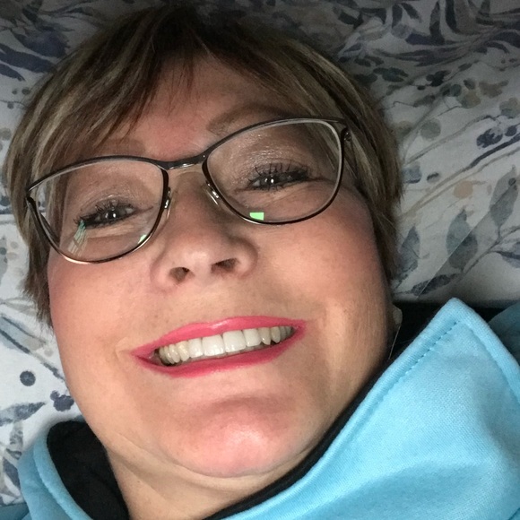 Meet your Posher, Bonny - Picture 2 of 2